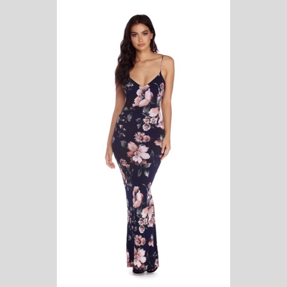 Romantic date night dress.
